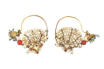 Lot 255 - A PAIR OF GOLDEN EARRINGS WITH SEED PEARLS