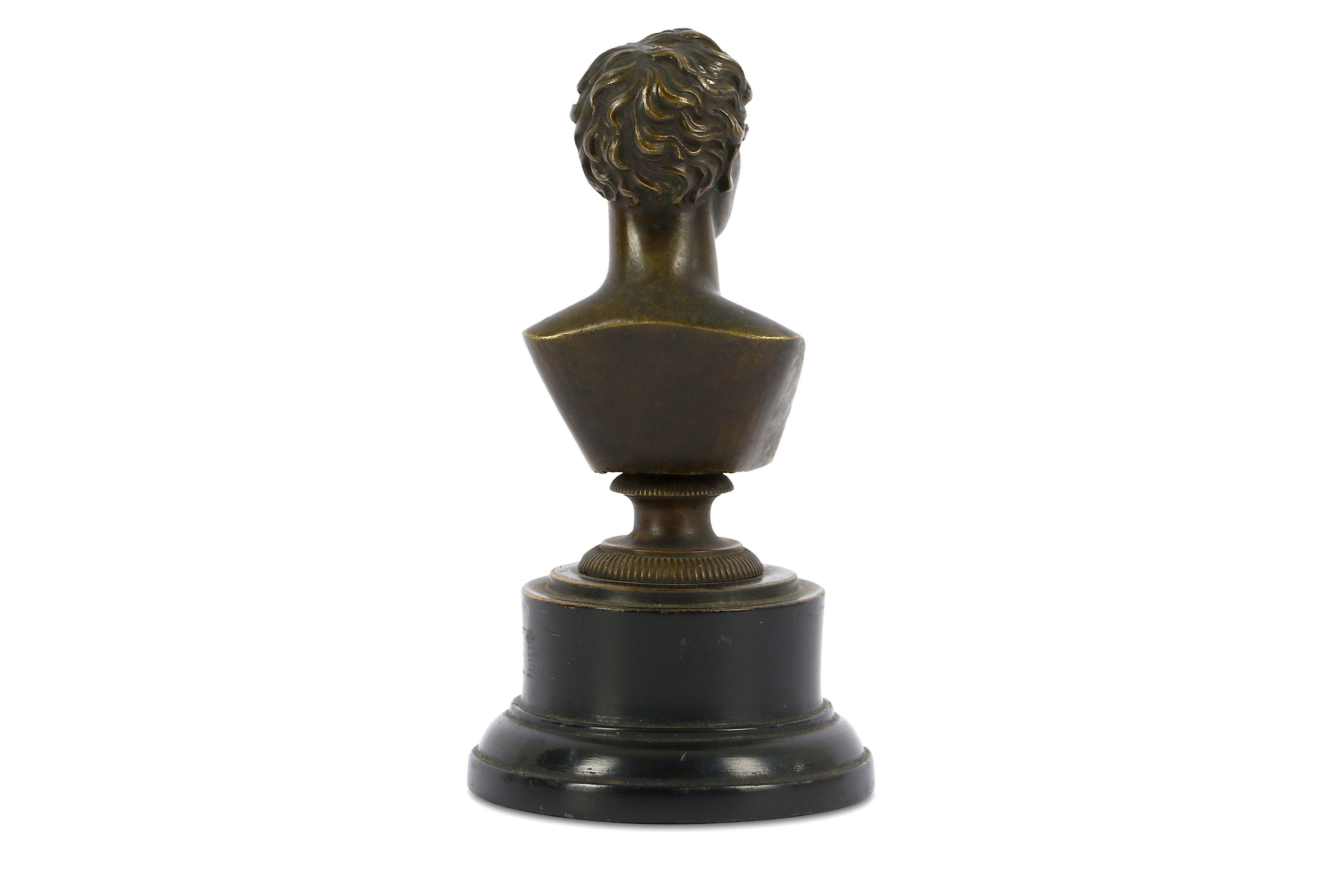 Lot 18 - AN EARLY VICTORIAN BRONZE BUST OF LORD BYRON