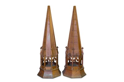 Lot 201 - A VERY LARGE PAIR OF FLOOR STANDING OAK OBELISKS, LATE 19TH CENTURY