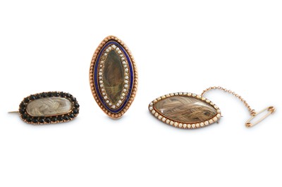 Lot 326 - THREE HAIRWORK JEWELS, 18TH AND 19TH CENTURY...