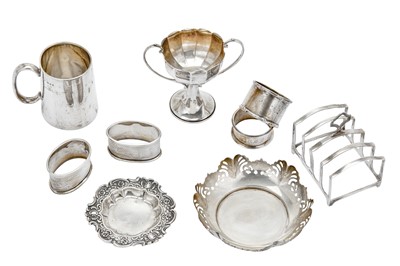 Lot 79 - A mixed group of sterling silver, including a...