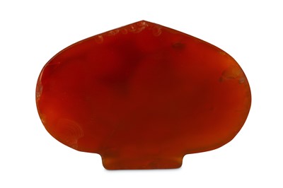 Lot 156 - A CARNELIAN PENDANT