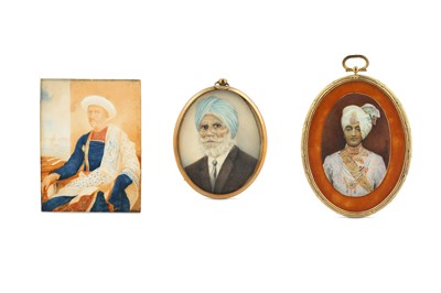 Lot 314 - λTHREE INDIAN IVORY MINIATURES WITH MALE PORTRAITS