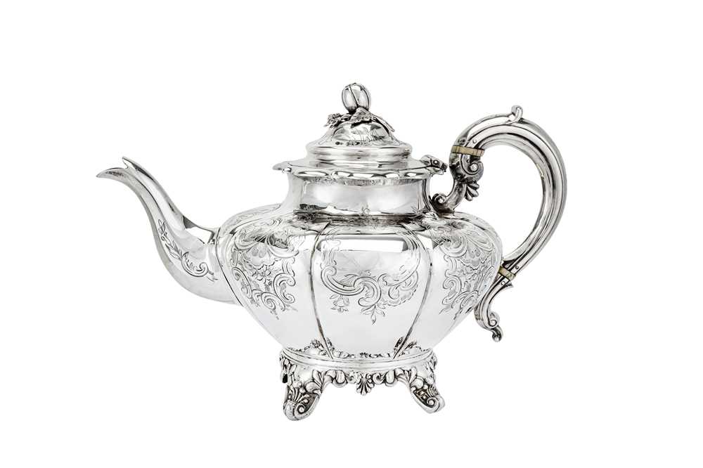 A Victorian sterling silver teapot, London 1855 by by William Hunter