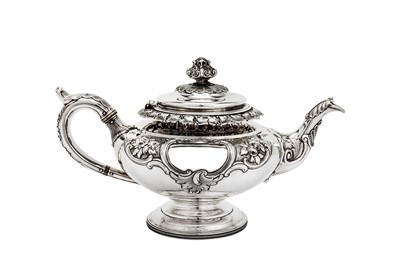Lot 487 - A William IV Scottish sterling silver three-piece tea service, Edinburgh 1831 by James McKay