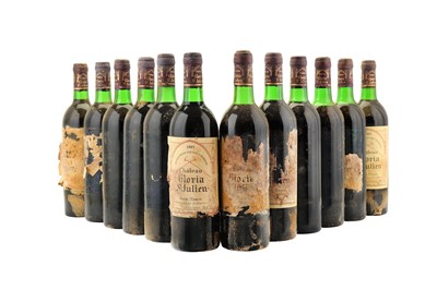 Lot 96 - 12 Bottles of Chateau Gloria 1985 Labels are...