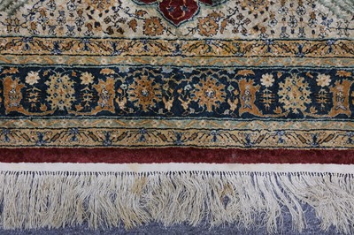 Lot 17 - AN EXTREMELY FINE SILK CHINESE RUG approx; 6ft....