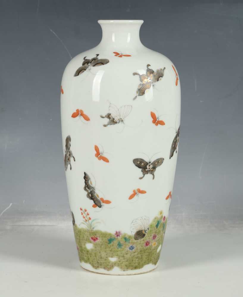 Lot 85 - Chinese vase, all over butterfly decoration...