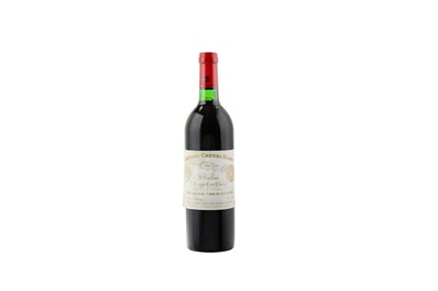 Lot 70 - 1 Bottles of Cheval Blanc 1982 Saint-Emilion,...