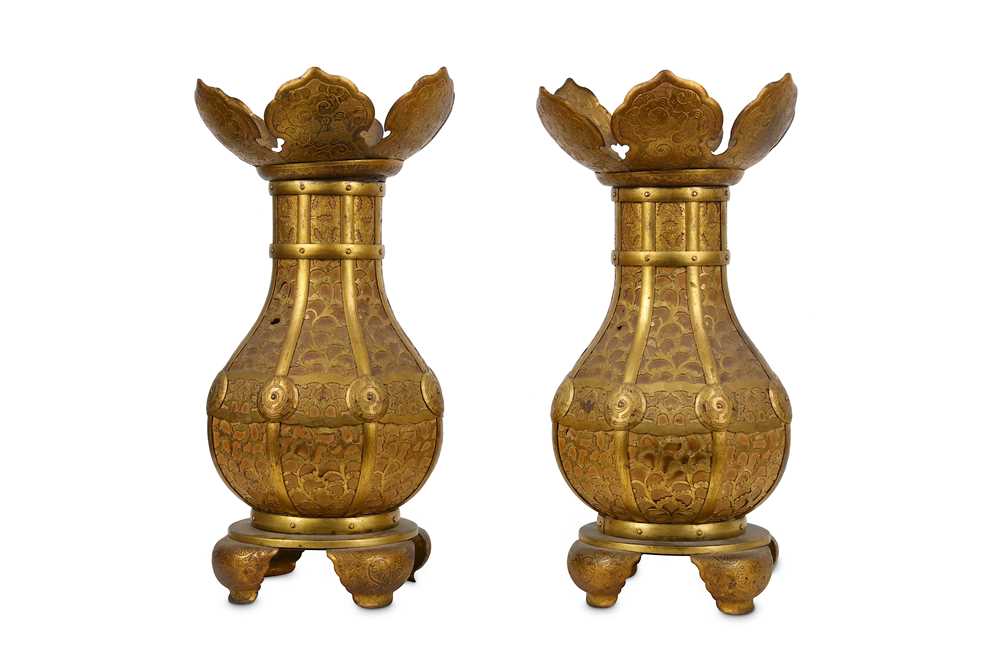 Lot 258 - A PAIR OF LATE 19TH CENTURY JAPANESE GILT...