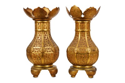Lot 258 - A PAIR OF LATE 19TH CENTURY JAPANESE GILT...