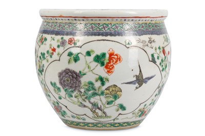 Lot 426 - A CHINESE FAMILLE VERTE FISH BOWL. Qing...