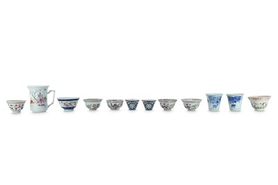 Lot 479 - A SMALL COLLECTION OF CHINESE CUPS.