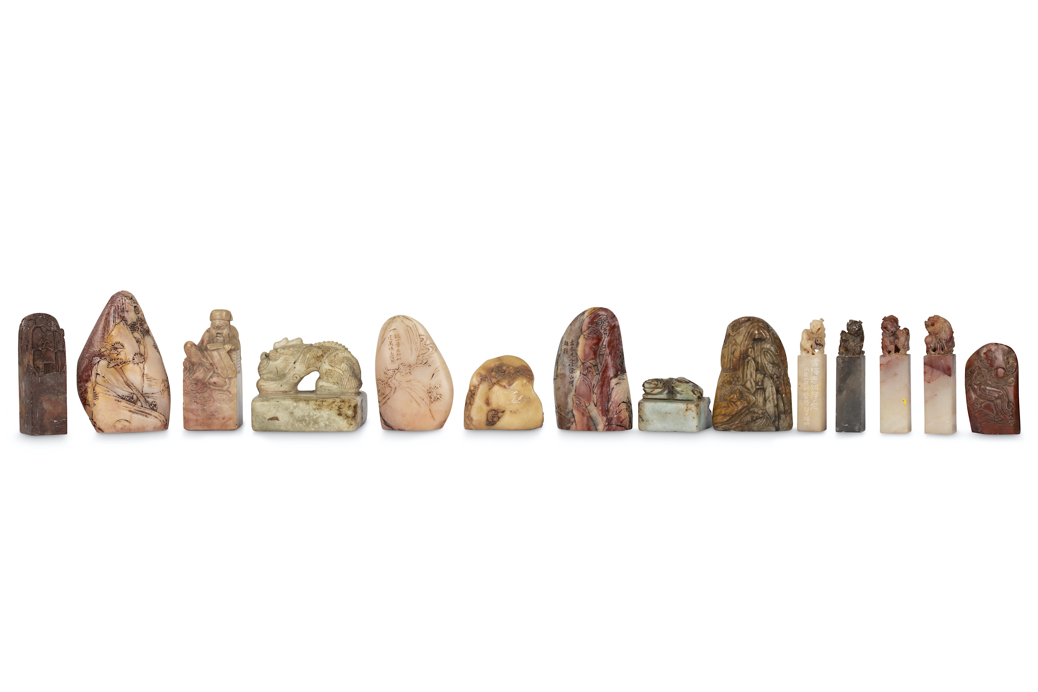 Lot 310 - A collection of fourteen Chnese hardstone