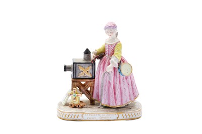 Lot 331 - AN EARLY 20TH CENTURY FRENCH PORCELAIN FIGURE...