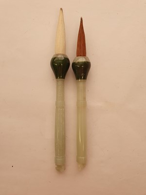 Lot 693 - A SMALL COLLECTION OF CHINESE BRUSHES.