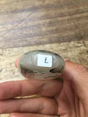 Lot 375 - A SMALL COLLECTION OF CHINESE SNUFF BOTTLES.