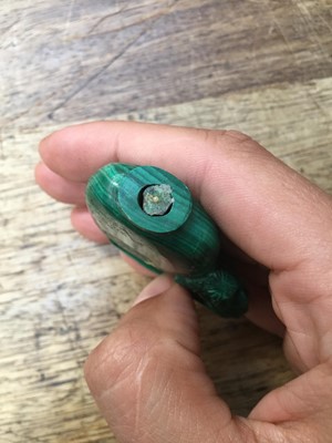 Lot 375 - A SMALL COLLECTION OF CHINESE SNUFF BOTTLES.