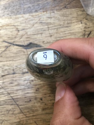 Lot 375 - A SMALL COLLECTION OF CHINESE SNUFF BOTTLES.