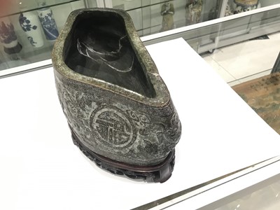 Lot 514 - A VERY LARGE CHINESE CARVED JADE WASHER.