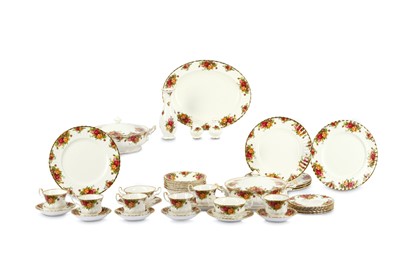 Lot 304 - A Royal Albert Old Country Roses dinner set to...