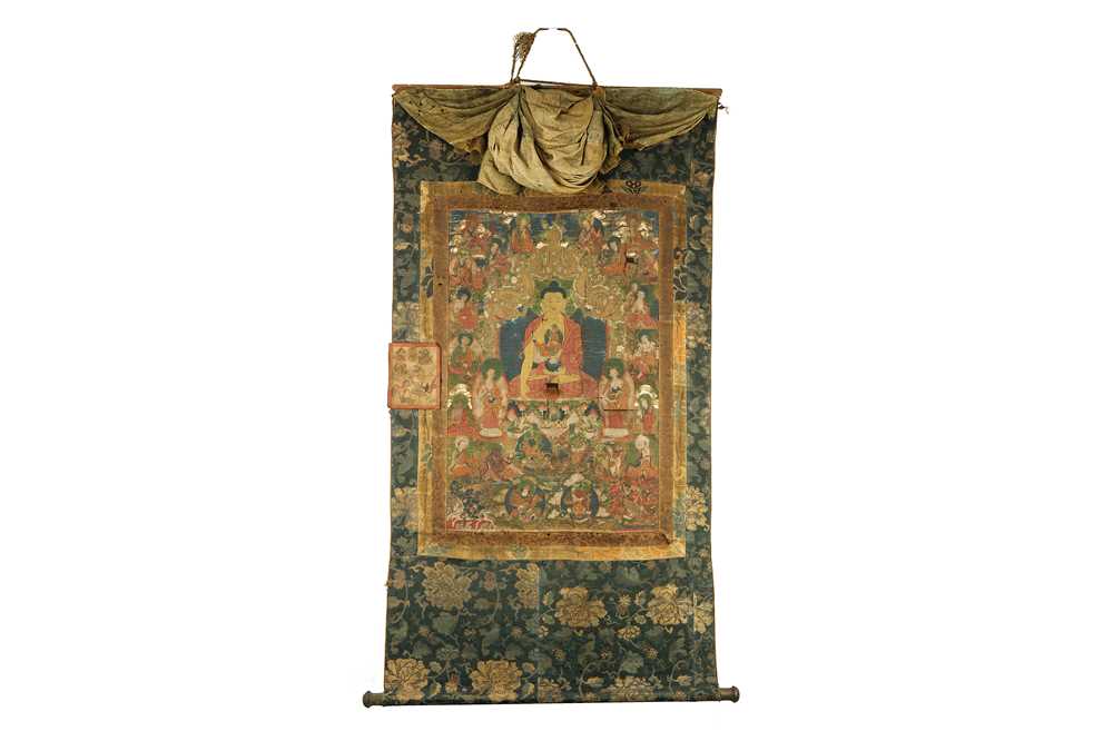 Lot 588 - A SINO-TIBETAN THANGKA HANGING SCROLL OF...