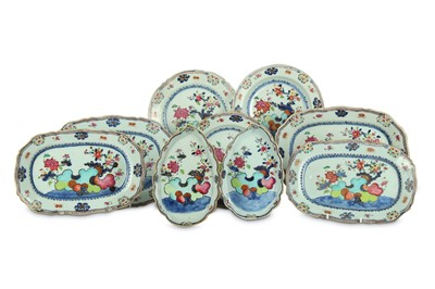 Lot 348 - A SET OF NINE CHINESE ‘TOBACCO LEAF’ DISHES....