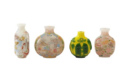 Lot 736 - FOUR CHINESE GLASS SNUFF BOTTLES.