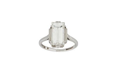 Lot 118 - A diamond single-stone ring The rectangular...