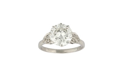 Lot 146 - A diamond single-stone ring The brilliant-cut...