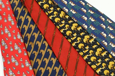 Lot 158 - Five Hermes Silk Ties