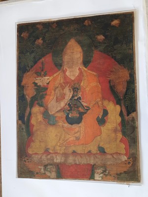 Lot 391 - A TIBETAN THANGKA OF GELUPA LAMA.