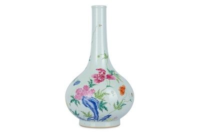 Lot 372 - A CHINESE FAMILLE ROSE 'POPPIES' BOTTLE VASE....