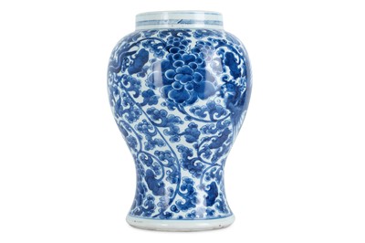 Lot 95 - A CHINESE BLUE AND WHITE 'PHOENIX' BALUSTER...