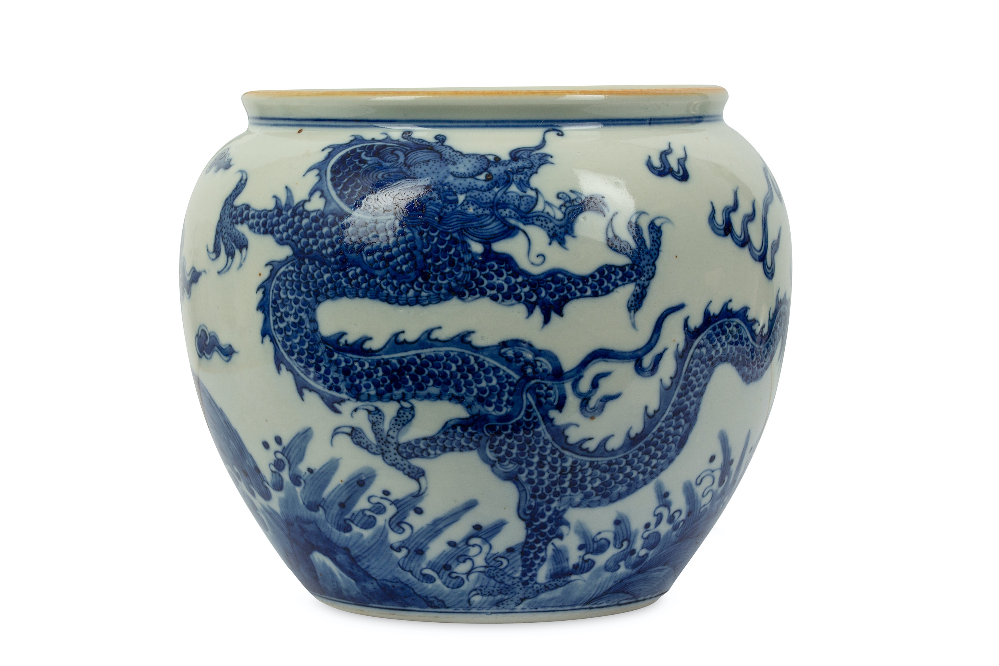 Lot 202 - A CHINESE BLUE AND WHITE 'DRAGON' JAR. Qing