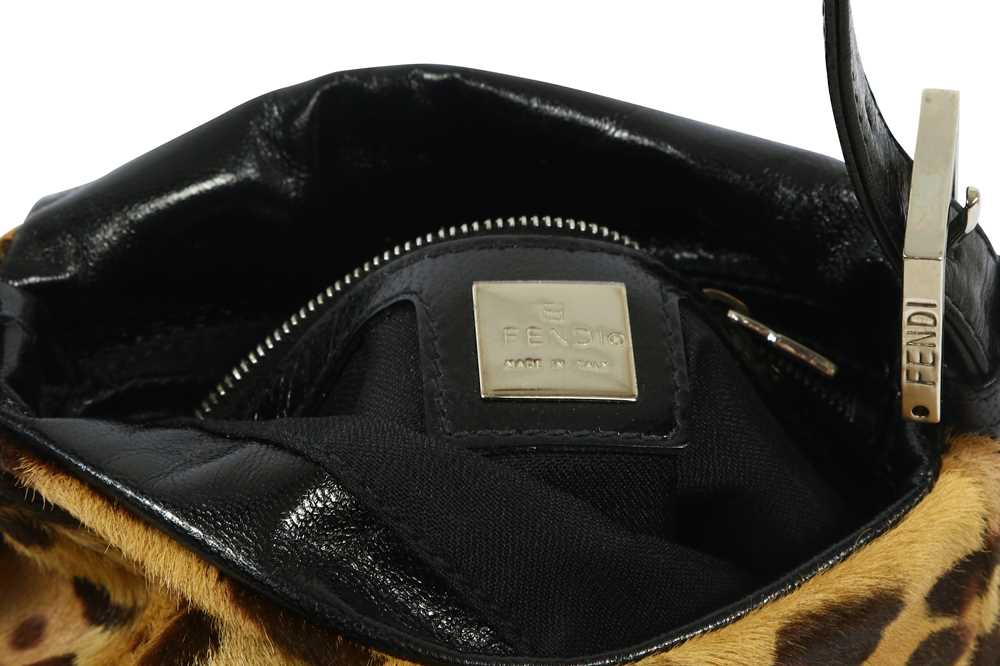 fendi leopard baguette