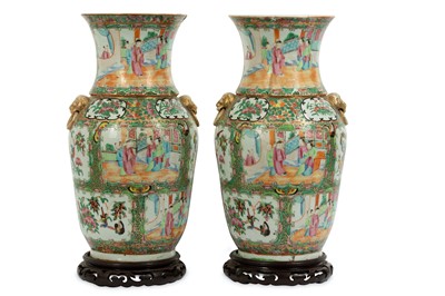 Lot 384 - A PAIR OF CHINESE FAMILLE ROSE CANTON VASES....