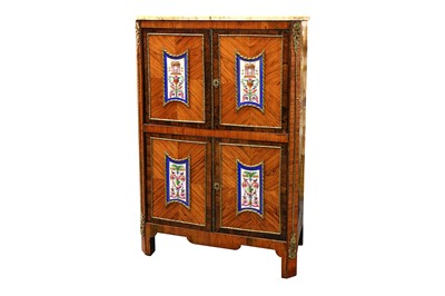 Lot 342 - A late 19th Century French quarter veneered...