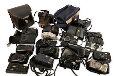 Lot 276 - A Group of 35mm Compact Cameras & Polaroids