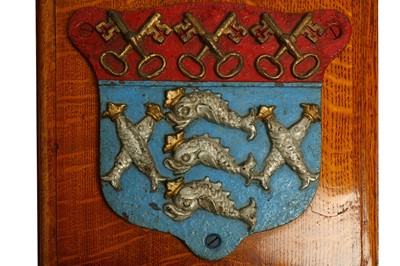Lot 397 - A Victorian iron sheild, cast with the arms of...