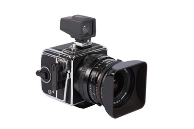 Lot 165 - A Hasselblad 905 SWC Medium Format Camera