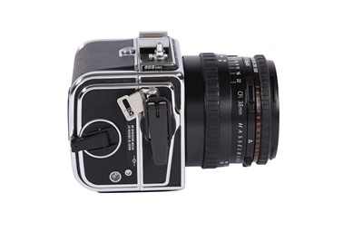 Lot 165 - A Hasselblad 905 SWC Medium Format Camera