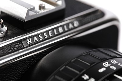 Lot 165 - A Hasselblad 905 SWC Medium Format Camera