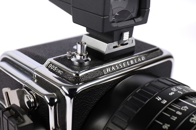 Lot 165 - A Hasselblad 905 SWC Medium Format Camera