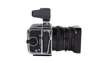 Lot 165 - A Hasselblad 905 SWC Medium Format Camera