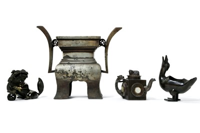 Lot 255 - A SMALL COLLECTION OF CHINESE PEWTER AND...