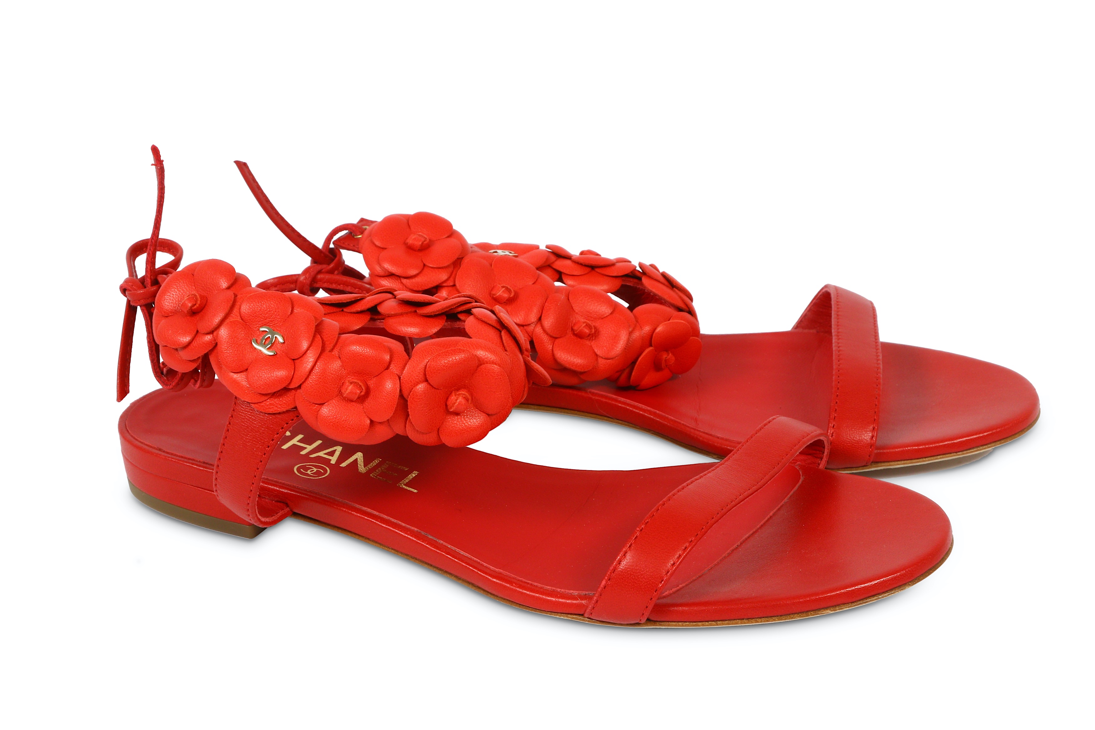 Chanel red deals flat sandals