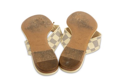 Lot 151 - Louis Vuitton Cream Patent Leather Damier Azur Thong Sandals - Size 37