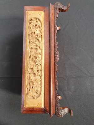 Lot 690 - A CHINESE BOXWOOD INSET HARDWOOD 'DRAGON AND PHOENIX' BOX AND COVER.