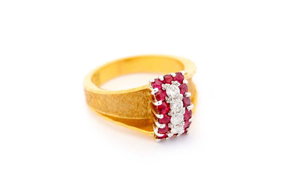 Lot 6 - A ruby and diamond ring, the 18 carat gold...